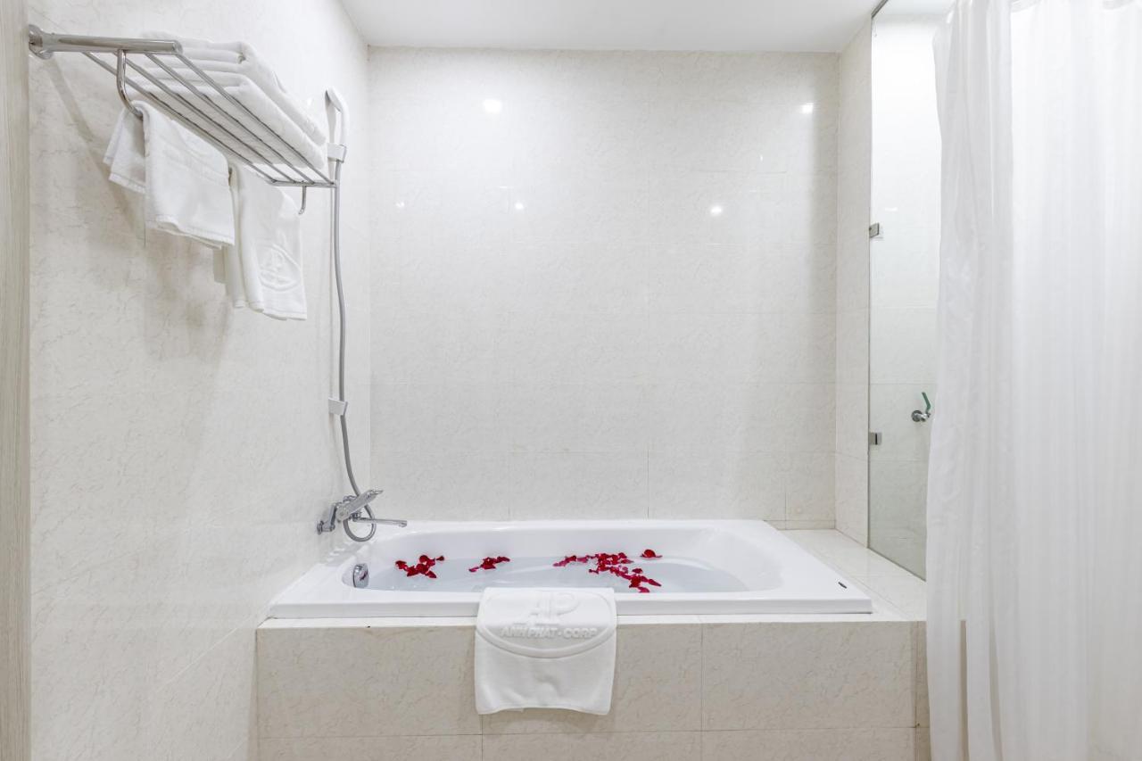 Anh Phat Resort Tinh Gia Extérieur photo